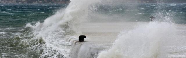 Nakon višečasovne borbe sa morem, izvučeno telo muškarca: Slikao se sa porodicom na stenama u Dubrovniku