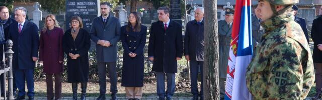 Predstavnici Grada, Pokrajine i Republike položili vence na grob Svetozara Miletića na Uspenskom groblju