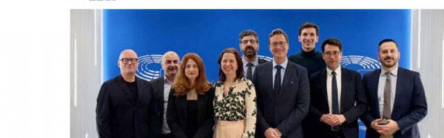 Ко је издао терен: ЗЛФ отишао на европску турнеју, студенти остали на улици