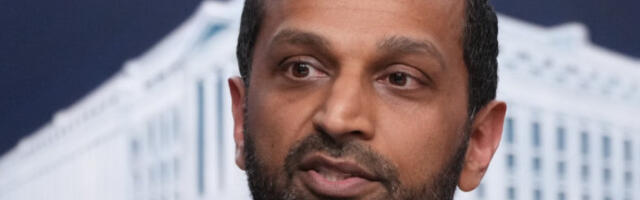 Демократе траже да директор ФБИ Каш Пател попуни тест о конзумирању алкохола