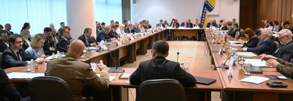 ПИК без договора о новом високом представнику