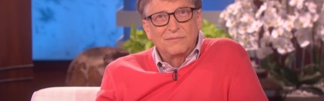 Bil Gejts primio vakcinu protiv korone (FOTO)