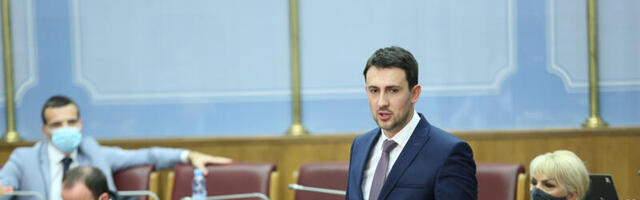 Poslanik Bošnjačke stranke: Srbijanska policija me pretresala zbog Rezolucije o Srebrenici