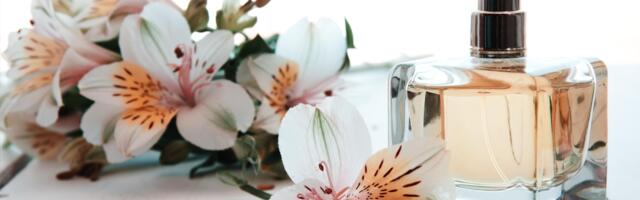 Kako da same napravite cvetno-voćni miris