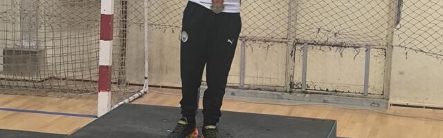 Mata oborio državni rekord za mlađe pionire u streličarstvu