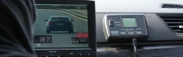 Pogledajte filmsku poteru za strancima: BMW leteo 230 km/h, presretači u akciji (FOTO)