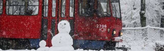 UPOZORENJE RHMZ ZA DANAS! Pašće i do 15 centimetara novog snega - OVI delovi zemlje prvi na udaru!