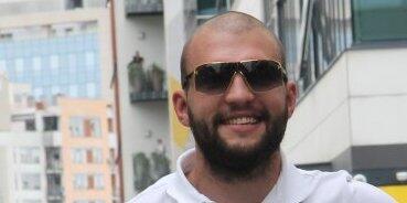 Veljko Ražnatović se oglasio iz Rusije - Na Veliki četvrtak posetio svetinju (FOTO)