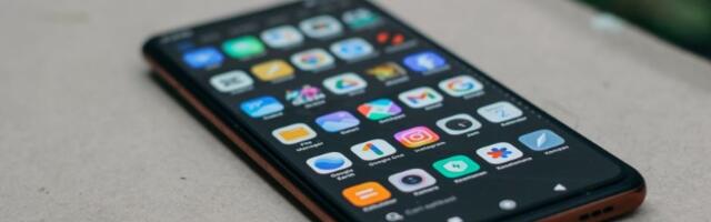 Telefon vas tajno špijunira? Ovo su znakovi da vas neko PRATI