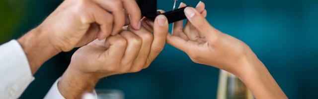 NISTE SE SIGURNO NADALI OVOME! Srbi patosirani odlukom - Danijel zaprosio Jelenu na mestu koje niko nije očekivao!