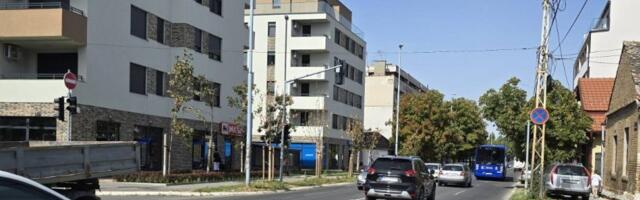Šok u Zemunu! Majka ostavila dete u kolima, a onda doživela pravi pakao (VIDEO)