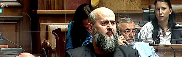 Akademik Zukorlić: Stavljena tačka na personalna vladanja koja u visokom obrazovanju traju decenijama