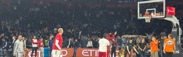 VATRENA ATMOSFERA: Grobari pripremili PAKLEN doček košarkašima Crvene zvezde Meridianbet! (VIDEO)