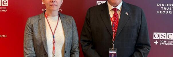 NAGLAŠENA VAŽNOST OČUVANJA SEĆANJA NA HOLOKAUST: Delegacija Srbije učestvovala na Konferenciji OEBS-a "Borba protiv antisemitizma"