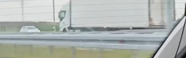 Jeziv snimak vožnje u kontrasmeru na auto-putu ka Beogradu: Hitno upozorenje za sve vozače (VIDEO)