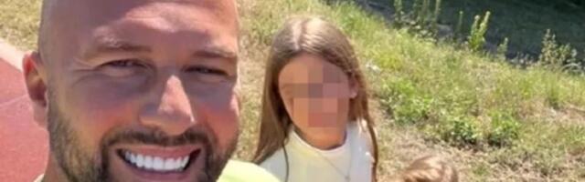 Dado Polumenta uhvaćen u šetnji sa porodicom: Sestrice čuvaju brata Isaka, pevač ne skida osmeh s lica