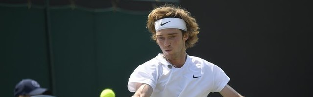 Dominacija Rusa: Rubljov savladao Fonjinija, eliminisan Tiafo