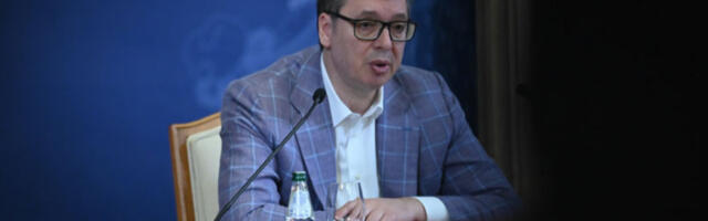 Председник Вучић се извинио због изјаве министра Братине