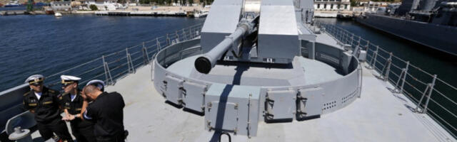 Руска фрегата пратила два брода упркос упозорењу Стармера