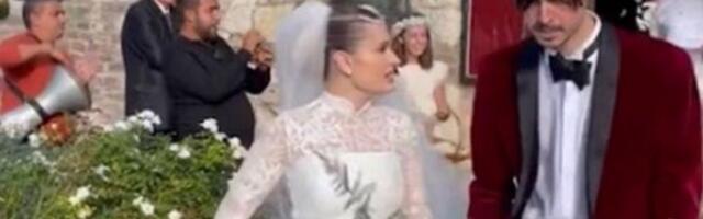 Ovako je izgledalo venčanje Mine Sovtić: Ćerka Anice Dobre tada odbijala da baci bidermajer, ovo je razlog