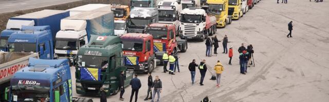 Prijevoznici protestnom vožnjom u Sarajevu upozorili na probleme u radu