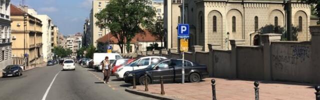 Detalji napada u centru Beograda: Upao u crkvu i nožem izbo ljude