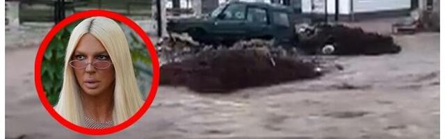 U danu poplava otkazivani koncerti u Banjaluci i Sarajevu, a Karleuša posle pogibije 5 osoba - pevala u Kraljevu