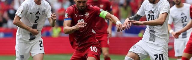 Tadić se ne vraća u Ajaks, Zvezdina ponuda JEDINA NA STOLU