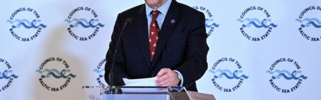 Сикорски: Пољска неће слати војску на Блиски исток