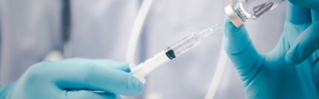Otkazano vakcinisanje medicinskih radnika jer nema vakcina!