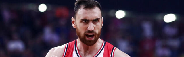 TREBA LI BRINUTI? Milutinov tražio zamenu zbog bolova