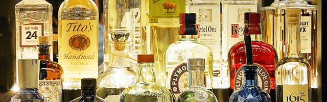 Trgovci će morati da proveravaju godine kupaca alkohola i onlajn