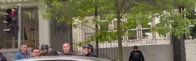 Fon Bekerat o godišnjici tragedija u Srbiji: “Uspomena na žrtve zauvek će biti poštovana”
