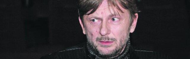 JOVO MAKSIĆ SE RASPLAKAO NA PROJEKCIJI FILMA "OLUJA": Imao sam 22 godine kada sam se našao u koloni sa srpskim narodom!