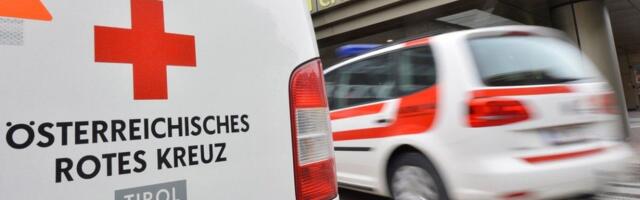 U POŽARU POGINULO DVOJE MALE DECE! Vatra izbila u stanu, austrijski vatrogasci uzalud pokušali da im pomognu, mališani imali jednu i pet godina