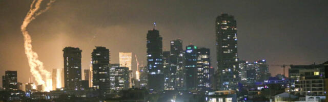 Осам од десет иранских ракета пробија одбрану Израела