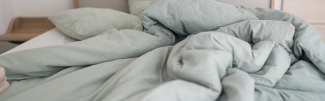 Ne menjate posteljinu mesec dana? Mikrobiolozi otkrivaju da li je to opasno