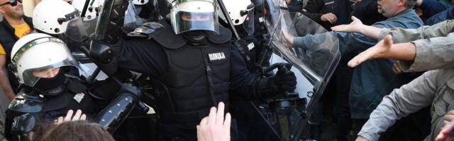 Zašto će se SNS izborna lista zvati „Ujedinjena Srbija“ u trenutku teških podela u društvu?
