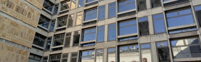 Nevidljiva ruka ideologije