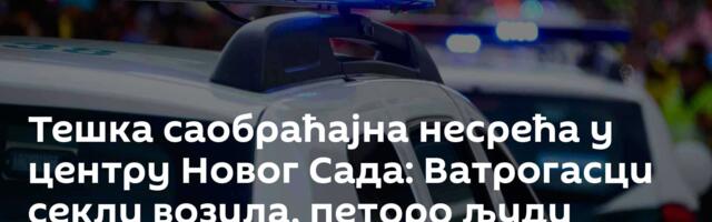 Тешка саобраћајна несрећа у центру Новог Сада: Ватрогасци секли возила, петоро људи повређено