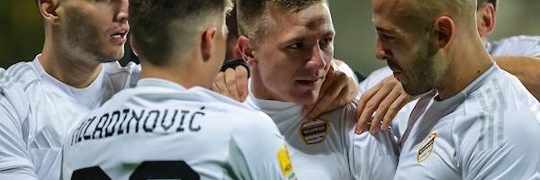 ČUKARIČKI IZ MRAKA DO VELIKE POBEDE: Tedić sa dva gola srušio Radnički u Nišu!