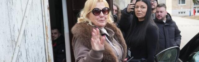 Mnoge koleginice mogu da joj zavide: Snežana Đurišić objavila fotografiju u nesvakidašnjem izdanju