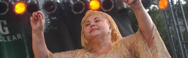 OVO SU BILE POSLEDNJE REČI ESME REDŽEPOVE! Toliko je tužno i potresno, najbliža saradnica otkrila sve: Bubrezi su joj otkazali