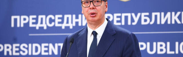 PRAVI GOSPODARI SU U KAVAČIMA I ŠKALJARIMA, I NE KRIJU DA IM JE VUČIĆ NEPRIJATELJ BROJ 1! I gosti iz EU znaju da im je priređena loše režirana predstava u Tivtu