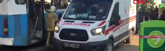 Prevrnuo se putnički autobus, povređena 41 osoba: Nesreća u Turskoj