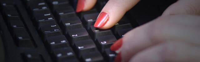 Ženski svet poludeo za specijalnom tastaturom: Čak i dugi nokti ostaju netaknuti