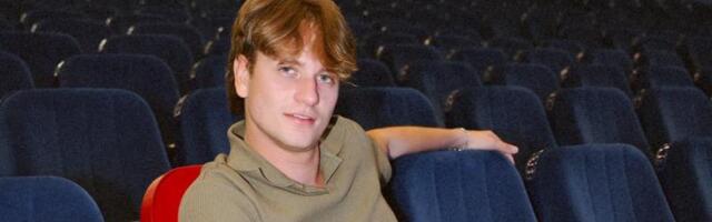 SPEKTAKL ISPRED SAVA CENTRA PRED KONCERT JAKOVA JOZINOVIĆA! Kurir na licu mesta zabeležio prizore,  pogledajte koliko koštaju majice s njegovim likom