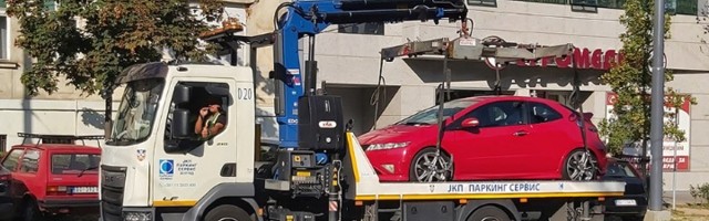 SAMO U SRBIJI Čekaš testiranje, pauk ti odnese auto