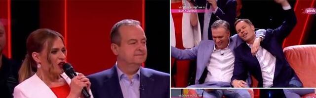 SNS cirkus: Zavetnica i Dačić pevali, Mali radio sklekove (VIDEO)