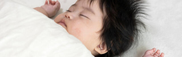 Svi u šoku trljaju oči kada vide ovu BEBU: Sa 3 meseca ima kose više od svih, kažu da je preslikan ELVIS PRISLI! (VIDEO)